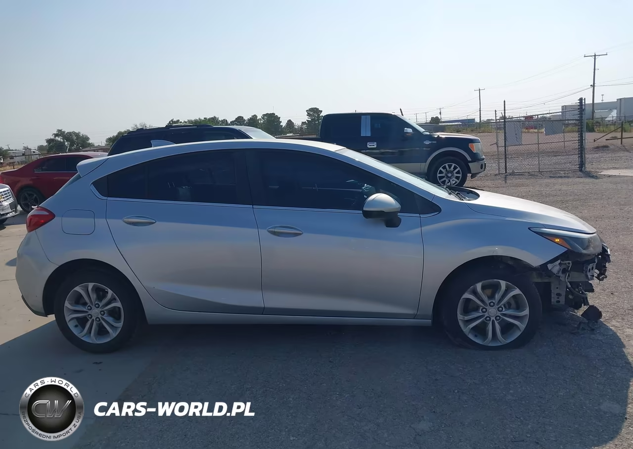 2019 Chevrolet Cruze Lt VIN:3G1BE6SM6KS560610 - 13