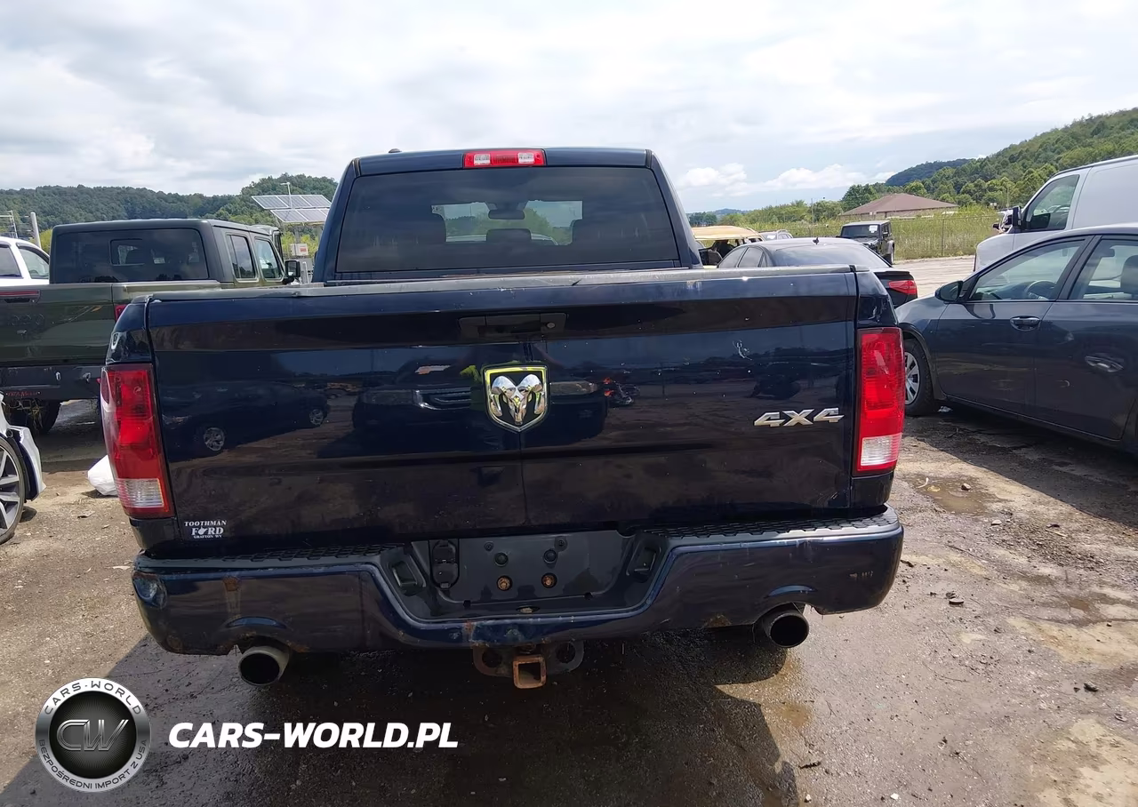 2017 Ram 1500 Express 4X4 6'4 Box VIN:1C6RR7FT9HS609229 - 16