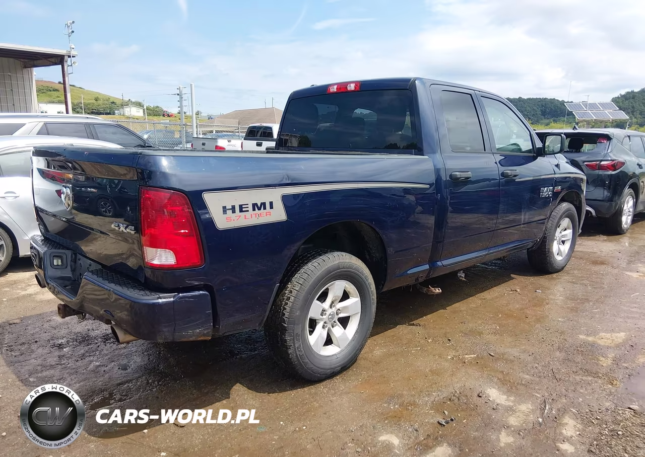 2017 Ram 1500 Express 4X4 6'4 Box VIN:1C6RR7FT9HS609229 - 4