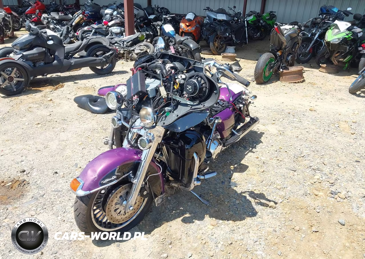 2011 Harley-Davidson Flhtcu VIN:1HD1FC417BB618025 - 2