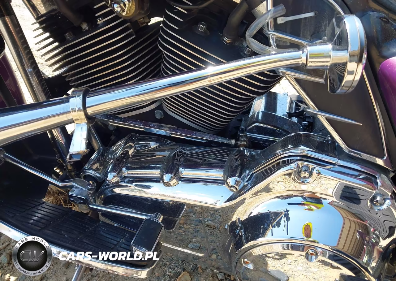 2011 Harley-Davidson Flhtcu VIN:1HD1FC417BB618025 - 9
