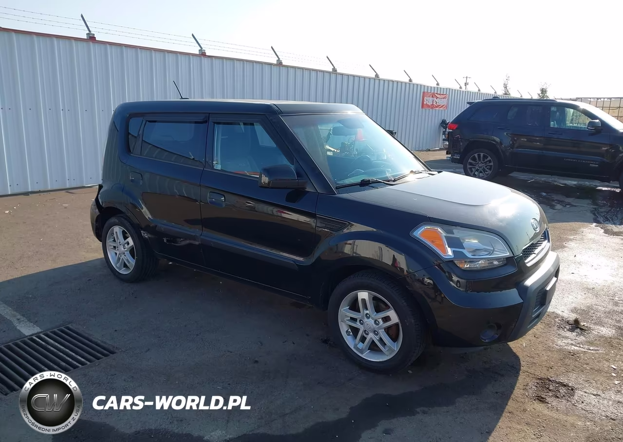 2010 Kia Soul +
