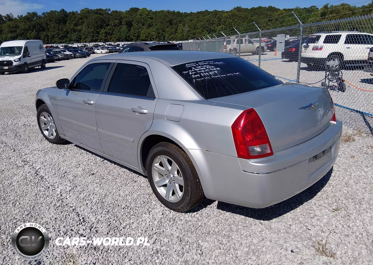 2005 Chrysler 300 Touring VIN:2C3JA53G75H673088 - 3