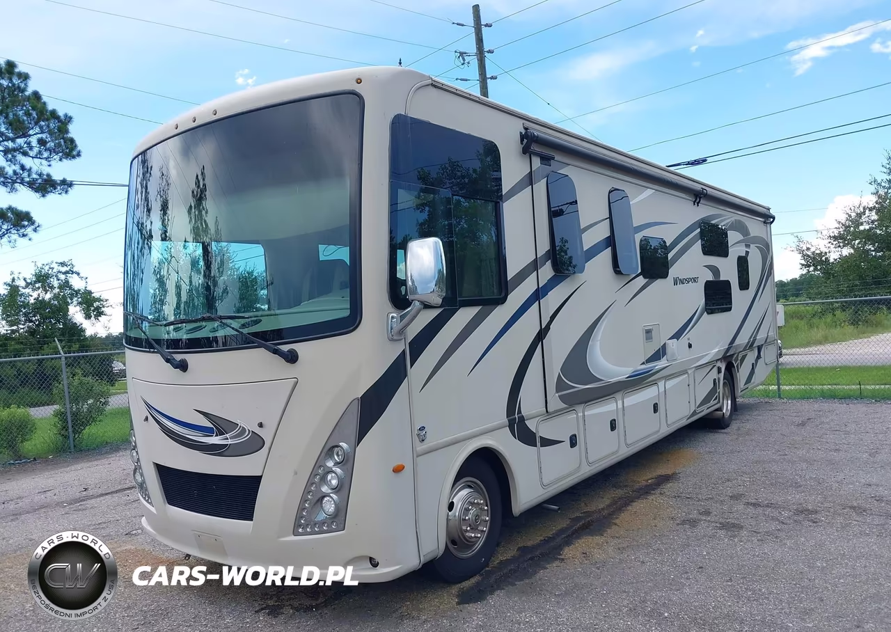 2018 Ford F53 VIN:1F66F5DY0J0A08576 - 2