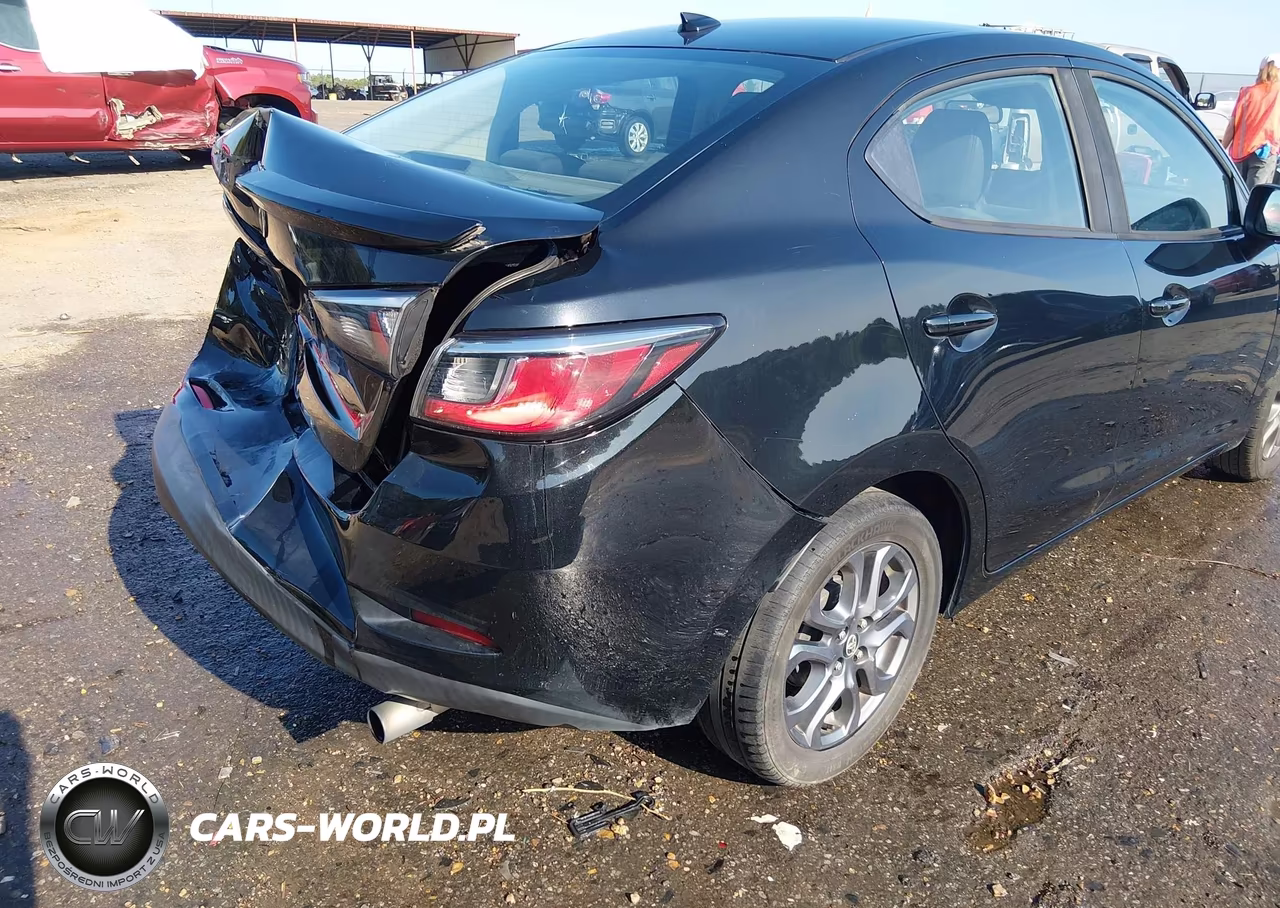 2019 Toyota Yaris Le VIN:3MYDLBYV7KY511512 - 21