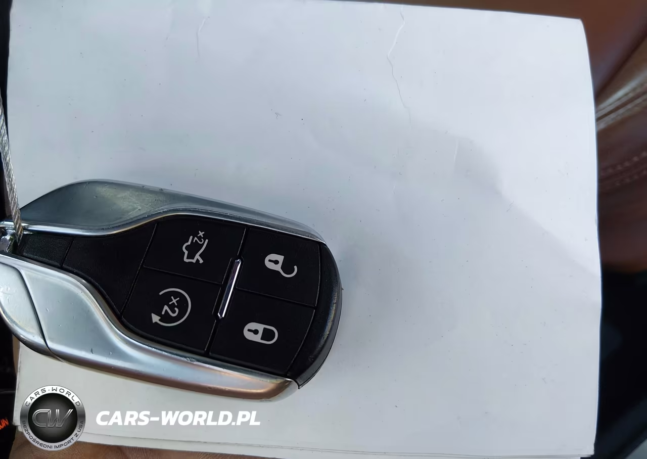 2017 Maserati Levante S VIN:ZN661YUL7HX237354 - 11