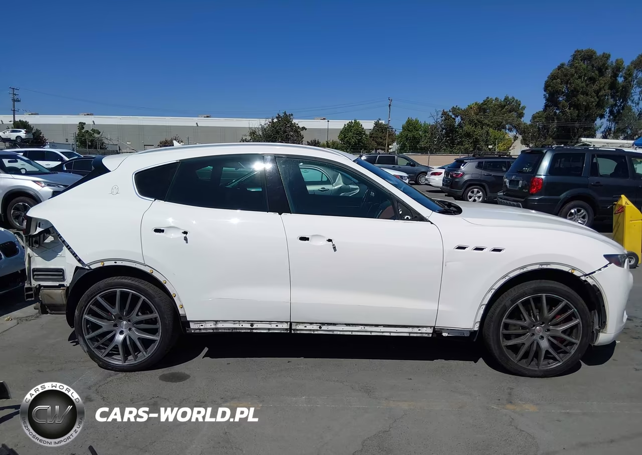 2017 Maserati Levante S VIN:ZN661YUL7HX237354 - 14
