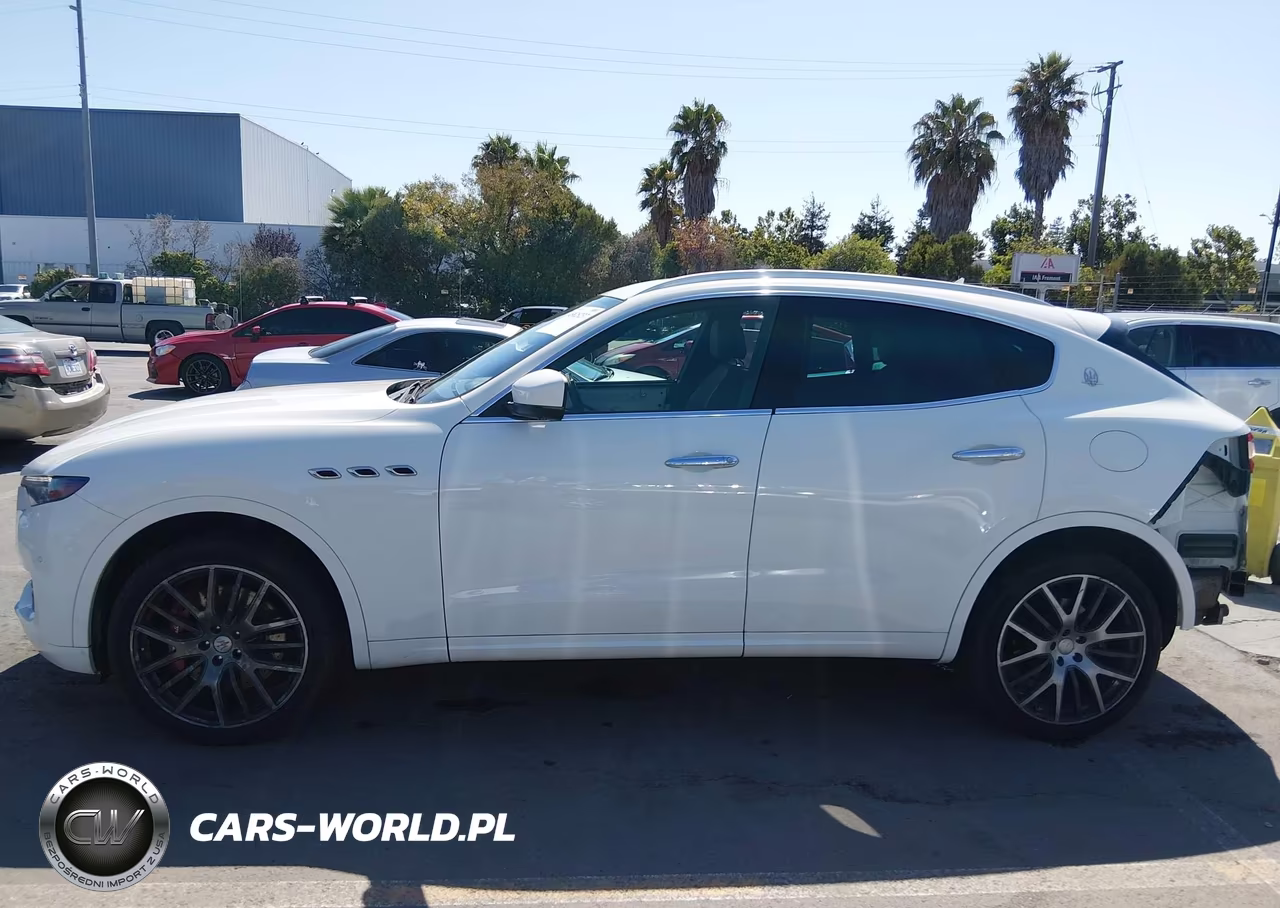 2017 Maserati Levante S VIN:ZN661YUL7HX237354 - 15