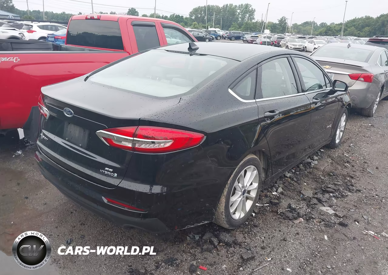 2019 Ford Fusion Hybrid Se VIN:3FA6P0LU3KR165537 - 4