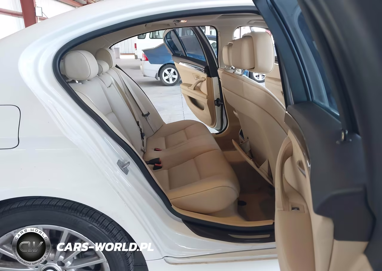 2013 BMW 535I VIN:WBAFR7C57DC826085 - 8