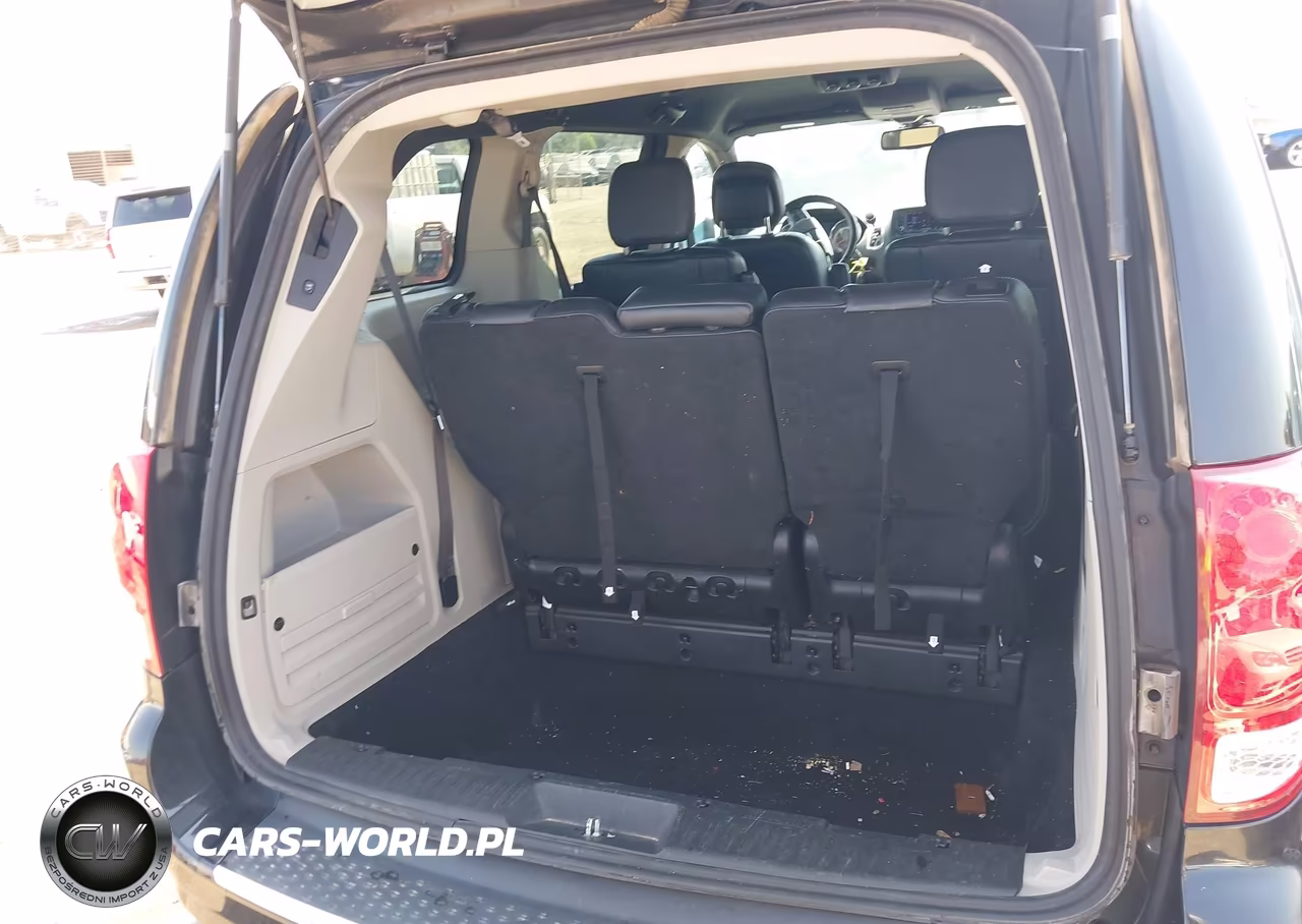 2019 Dodge Grand Caravan Sxt VIN:2C4RDGCG4KR546323 - 17