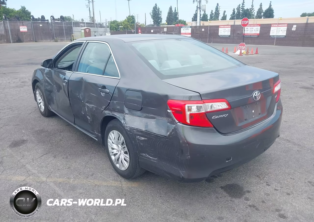 2012 Toyota Camry Le VIN:4T4BF1FK9CR260871 - 3
