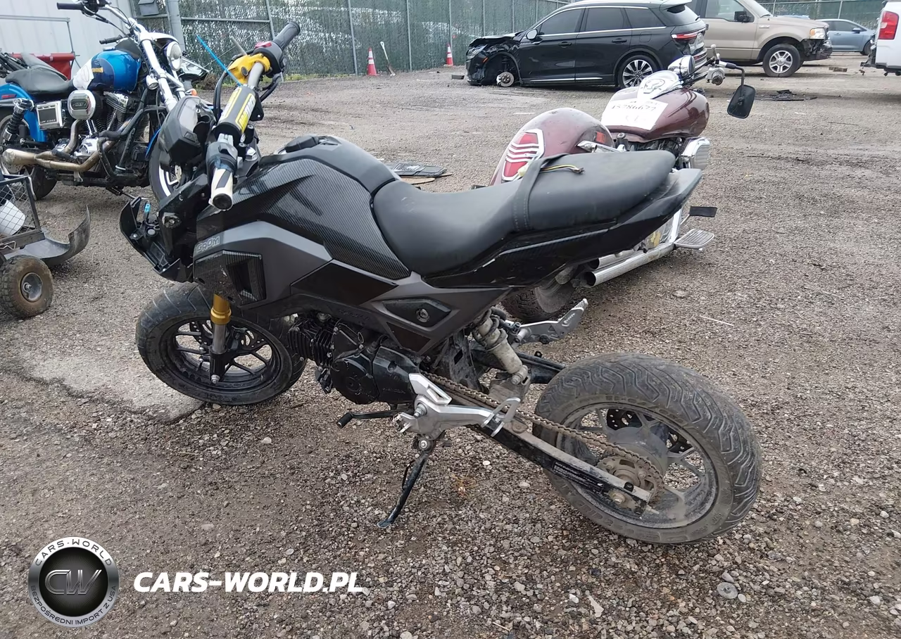2018 Honda Grom VIN:MLHJC751XJ5001406 - 3