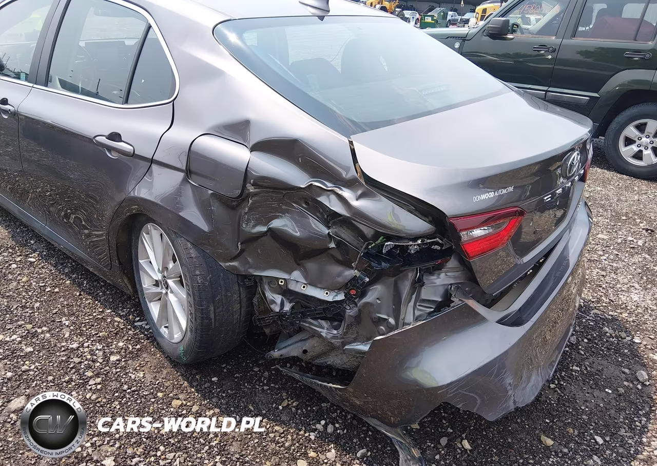 2021 Toyota Camry Le VIN:4T1C11AK2MU520744 - 6