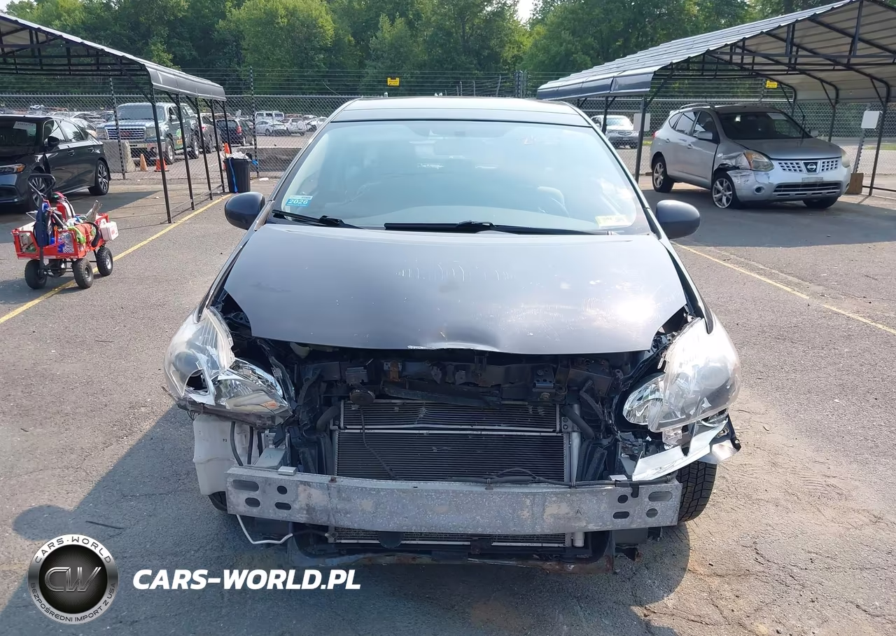 2015 Toyota Prius Three VIN:JTDKN3DUXF0398349 - 13