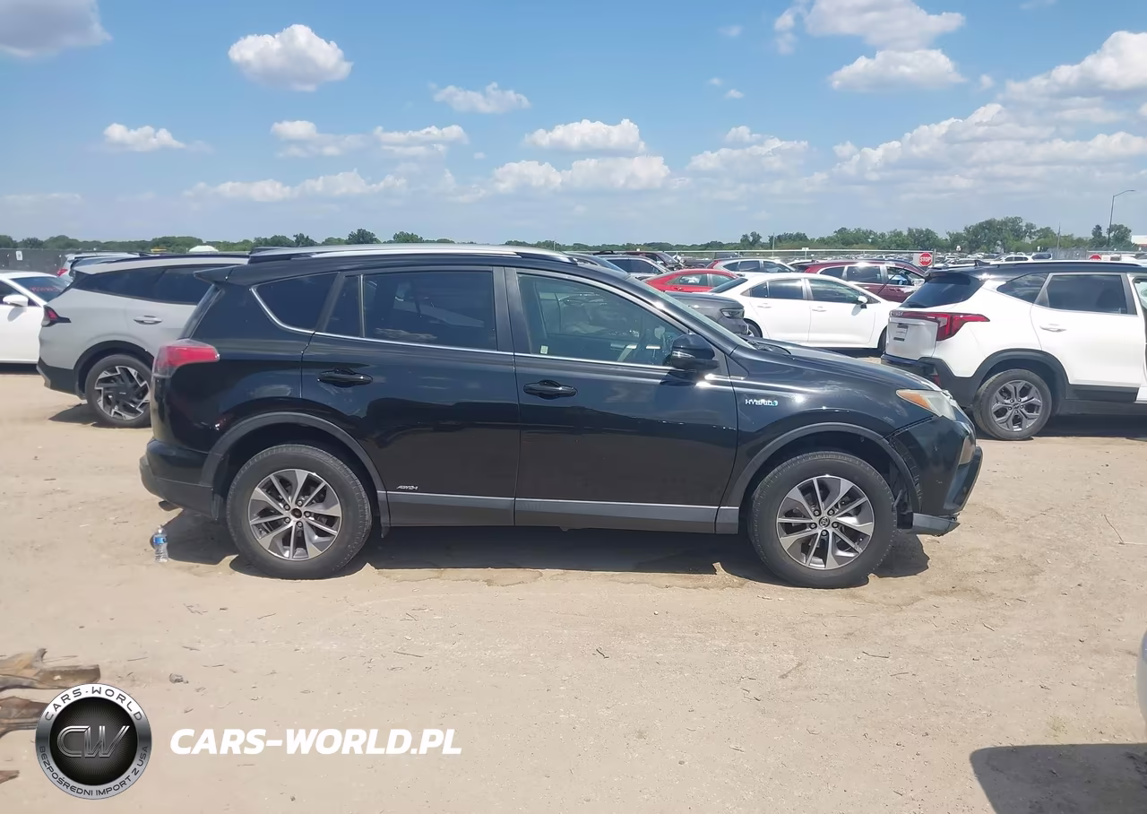 2018 Toyota Rav4 Hybrid Xle VIN:JTMRJREV2JD158119 - 13
