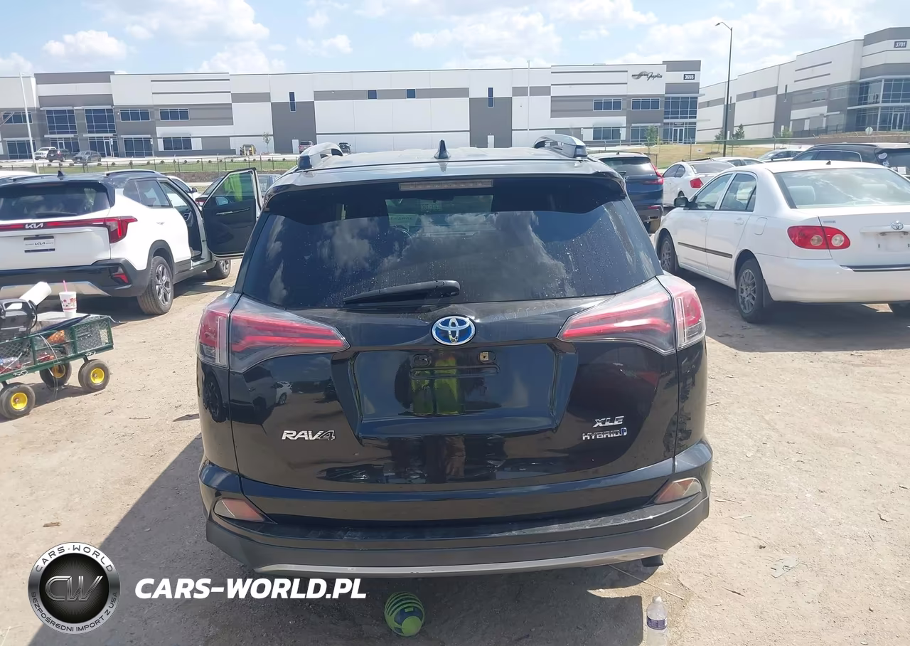 2018 Toyota Rav4 Hybrid Xle VIN:JTMRJREV2JD158119 - 16