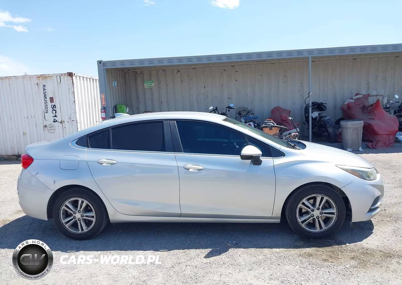 2018 Chevrolet Cruze Lt Auto VIN:1G1BE5SM0J7147704 - 13