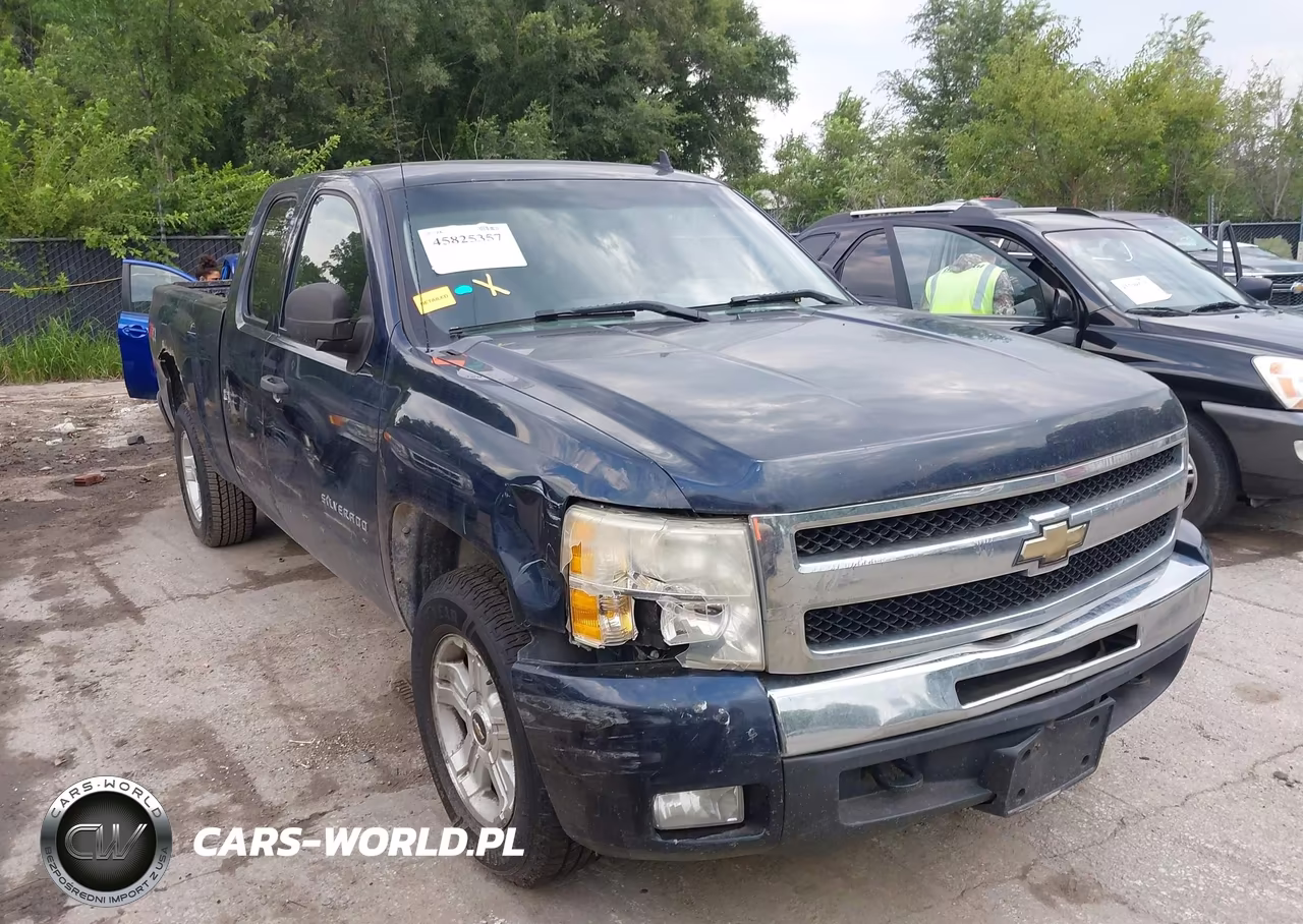 2011 Chevrolet Silverado 1500 Lt VIN:1GCRKSE35BZ398093 - 1