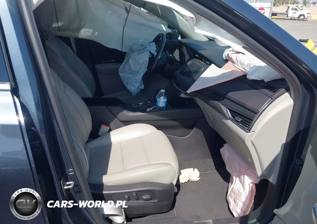 2019 Cadillac Xt4 Premium Luxury VIN:1GYFZCR42KF128628 - 5