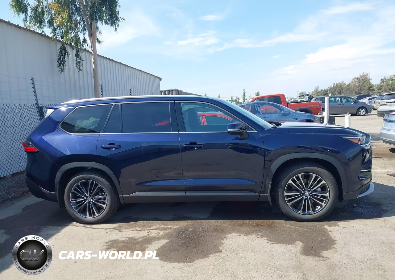 2026 Toyota Grand Highlander Hybrid Max Platinum VIN:5TDADAB52TS040525 - 13