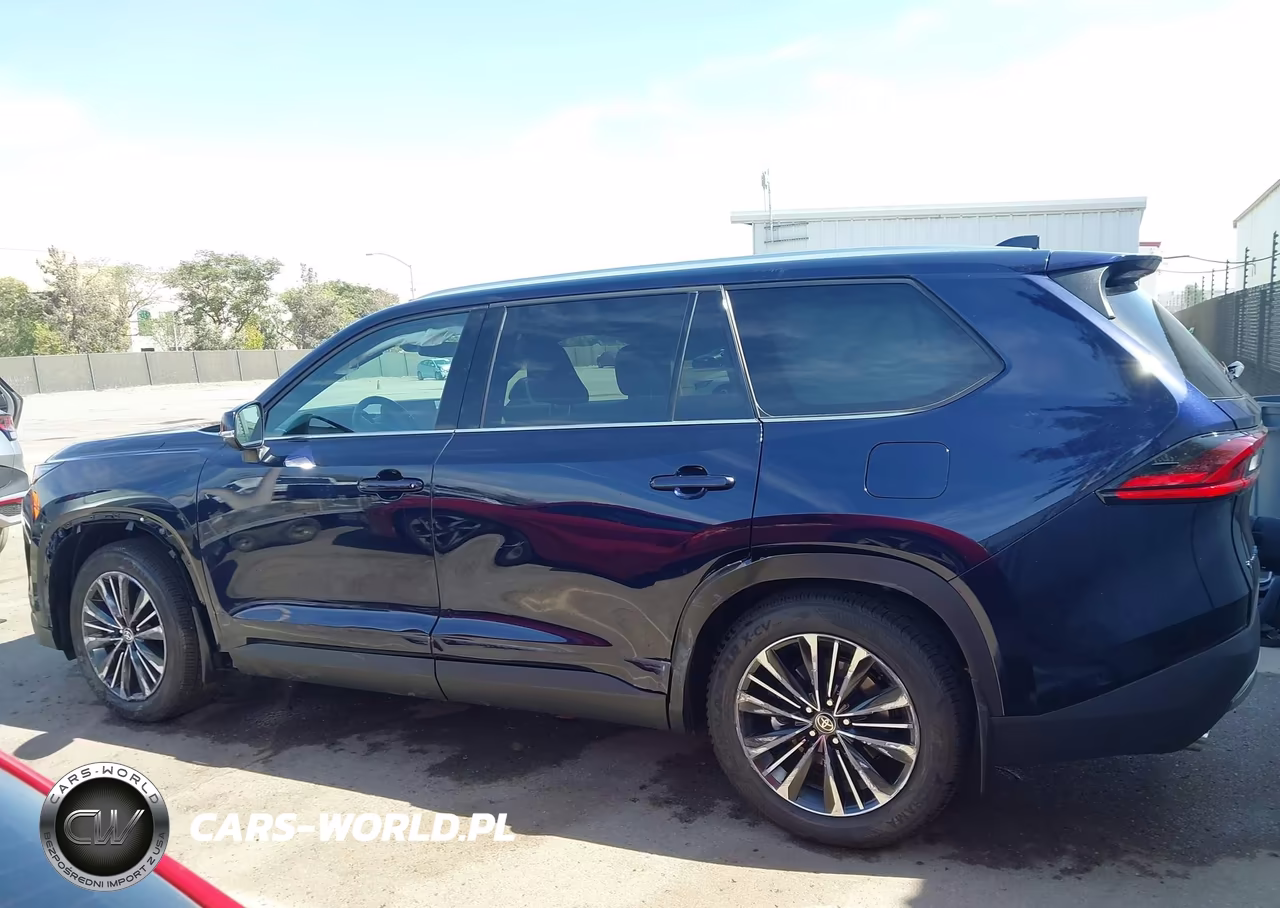 2026 Toyota Grand Highlander Hybrid Max Platinum VIN:5TDADAB52TS040525 - 14