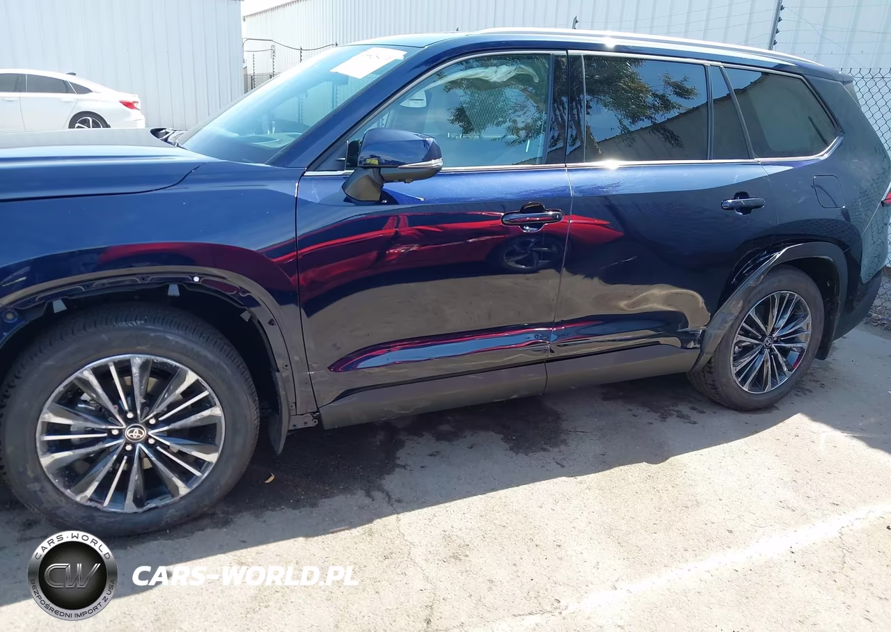 2026 Toyota Grand Highlander Hybrid Max Platinum VIN:5TDADAB52TS040525 - 6