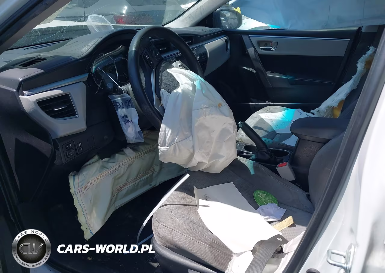 2016 Toyota Corolla Le Plus VIN:5YFBURHE0GP392544 - 18
