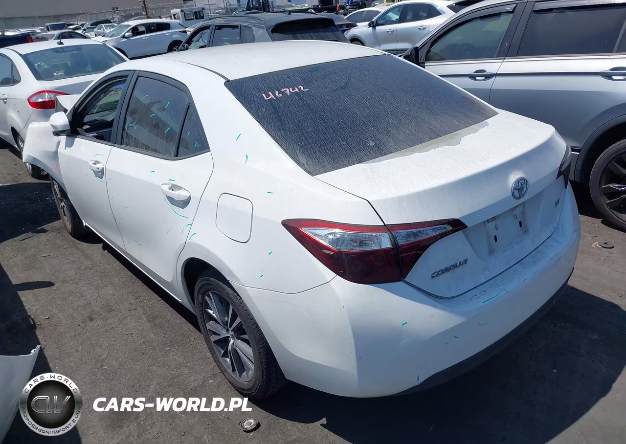 2016 Toyota Corolla Le Plus VIN:5YFBURHE0GP392544 - 3