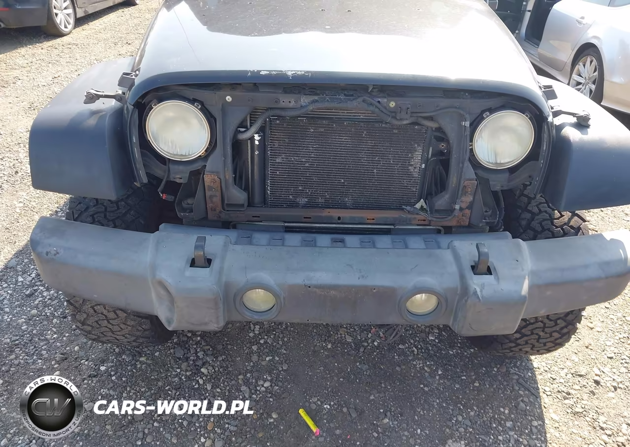 2007 Jeep Wrangler Unlimited X VIN:1J4GB39147L205894 - 6