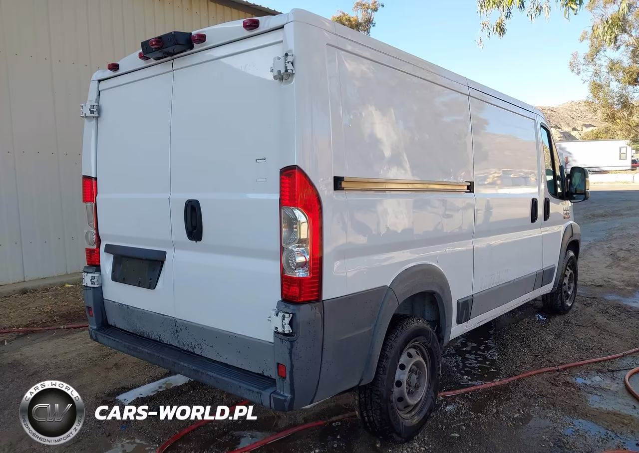 2016 Ram Promaster 1500 Low Roof VIN:3C6TRVAG9GE136082 - 4