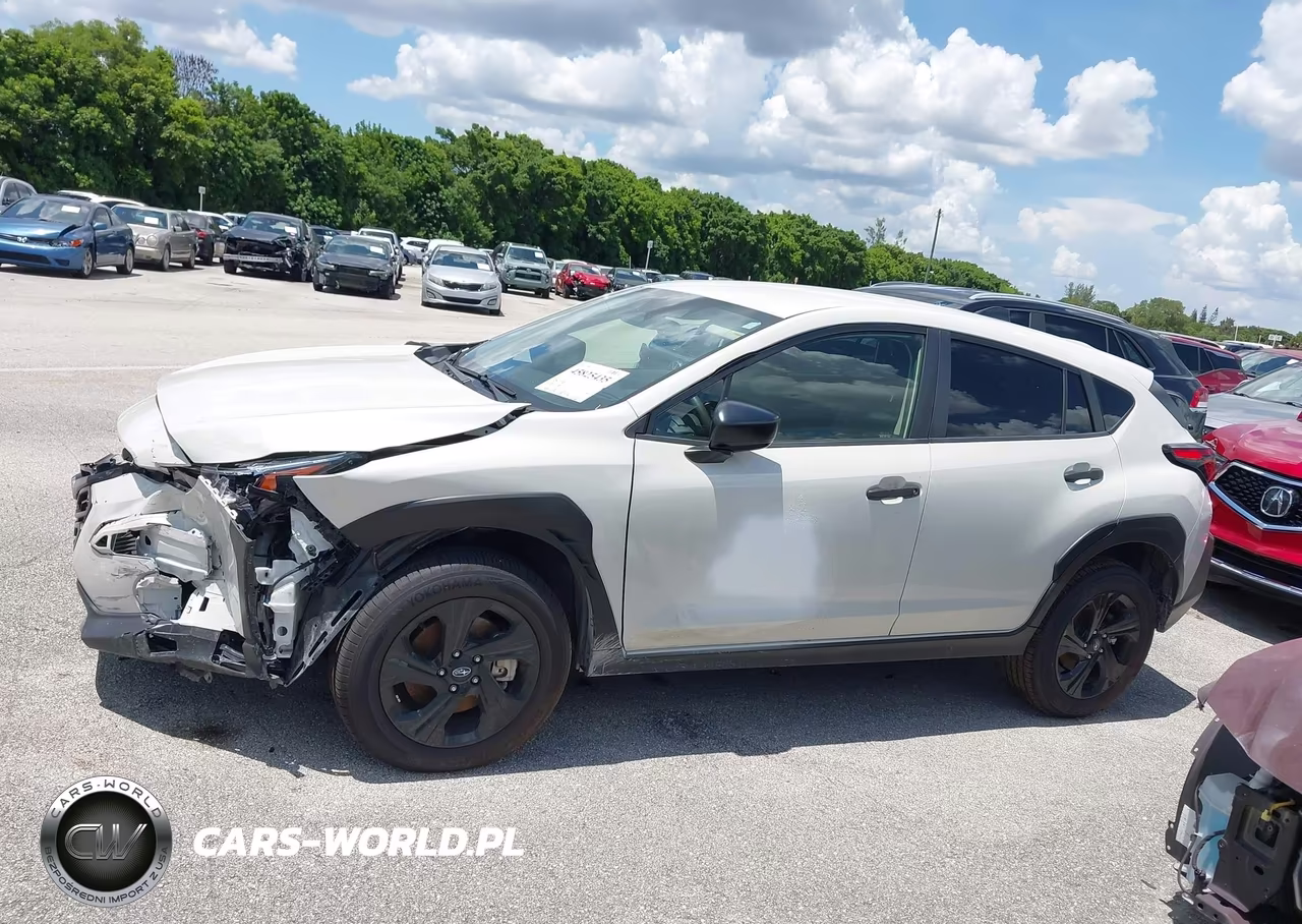 2024 Subaru Crosstrek VIN:JF2GUABC1R8306611 - 14