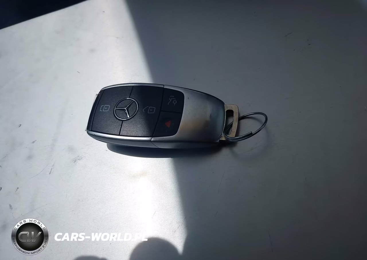 2020 Mercedes-Benz C 300 4Matic VIN:55SWF8EB0LU329979 - 11