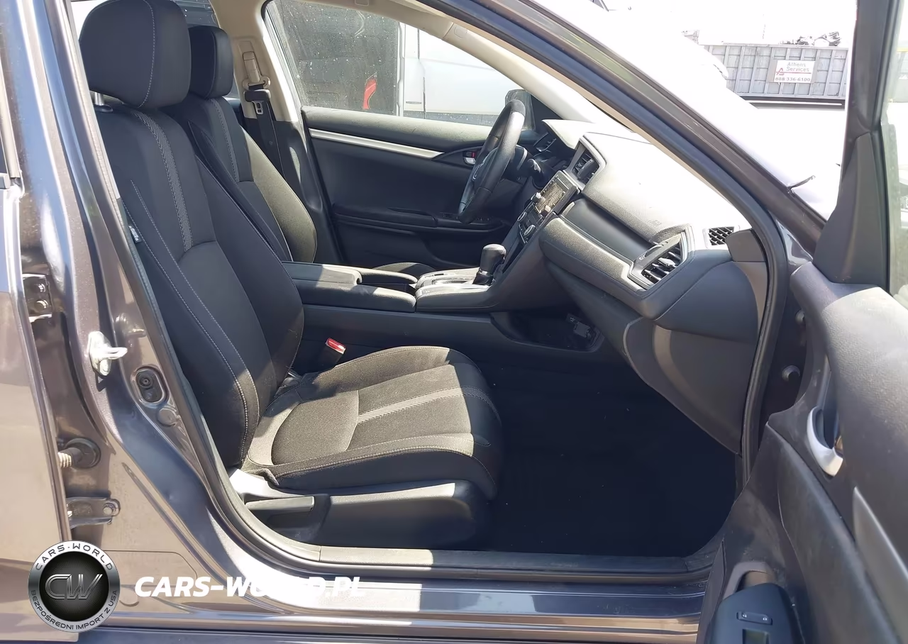 2018 Honda Civic Lx VIN:2HGFC2F5XJH516462 - 5