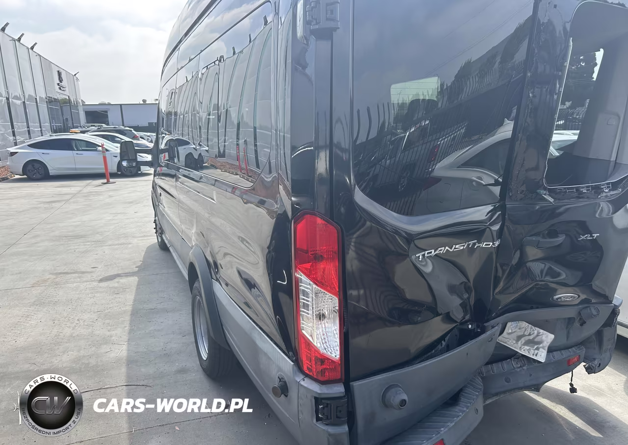 2017 Ford Transit-350 Xlt VIN:1FBVU4XGXHKA46072 - 17