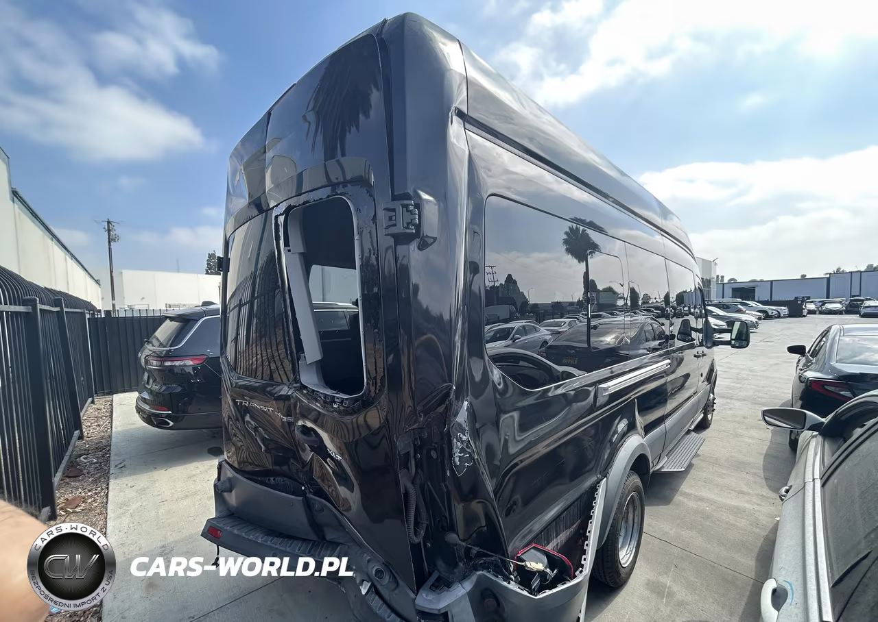 2017 Ford Transit-350 Xlt VIN:1FBVU4XGXHKA46072 - 3
