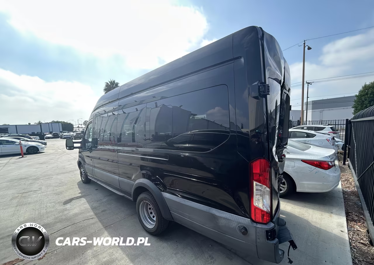 2017 Ford Transit-350 Xlt VIN:1FBVU4XGXHKA46072 - 4