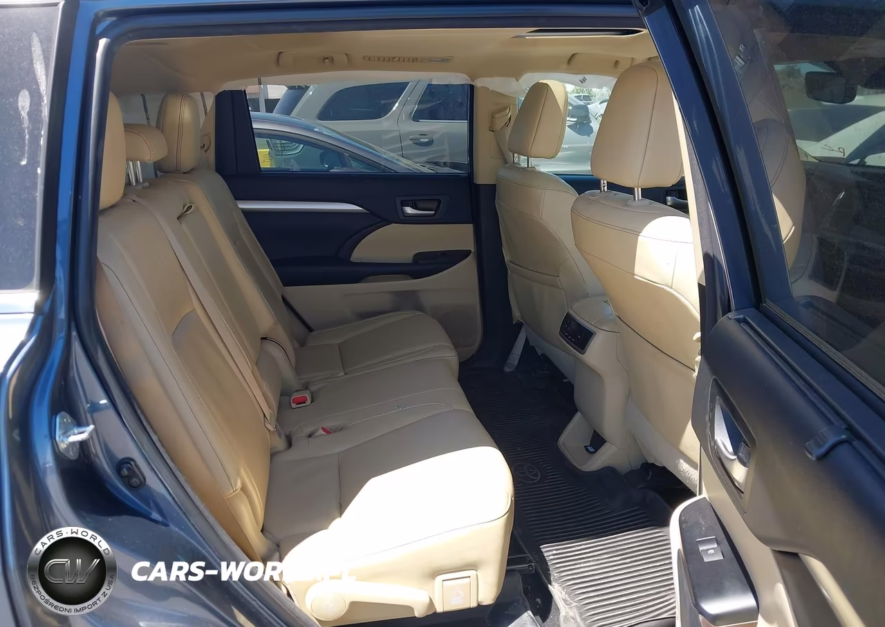 2018 Toyota Highlander Xle VIN:5TDJZRFH8JS850274 - 8