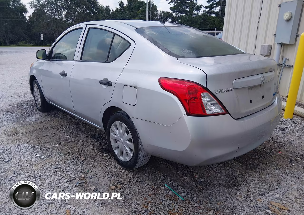 2012 Nissan Versa 1.6 S VIN:3N1CN7AP3CL824040 - 3