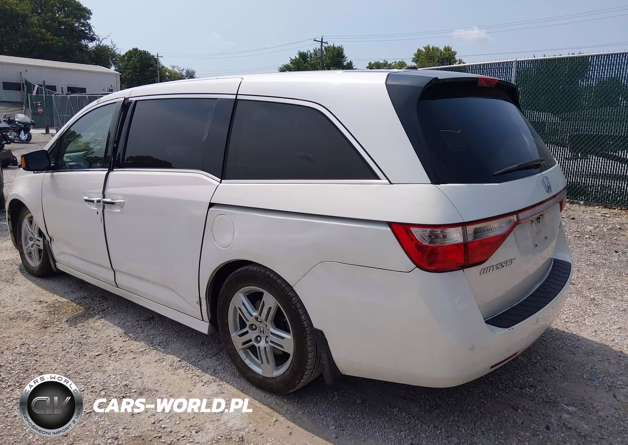 2012 Honda Odyssey Touring-Touring Elite VIN:5FNRL5H96CB007541 - 3