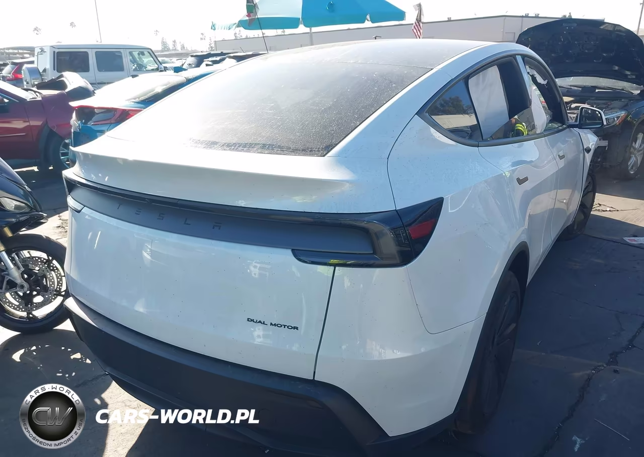 2026 Tesla Model Y All-Wheel Drive-Long Range Launch Series-Premium All-Wheel Drive VIN:7SAYGDEE9TF647516 - 4