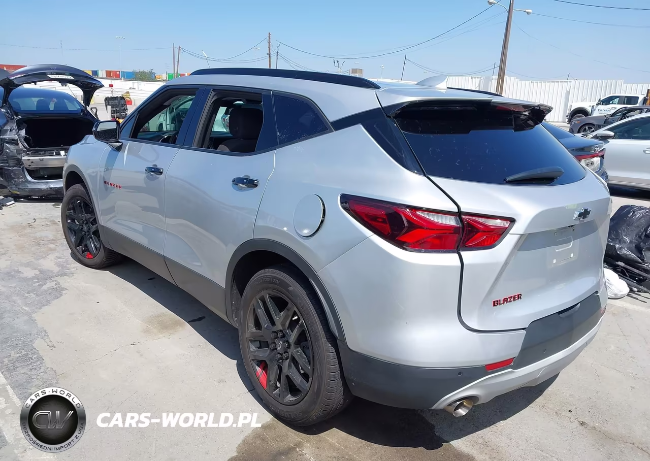 2021 Chevrolet Blazer Fwd 2Lt VIN:3GNKBCRS9MS575017 - 3