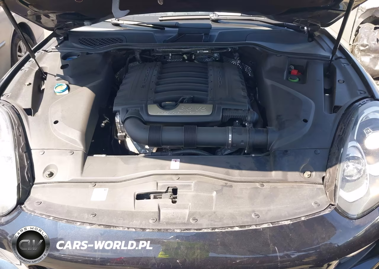 2017 Porsche Cayenne Platinum Edition VIN:WP1AA2A26HKA91772 - 10