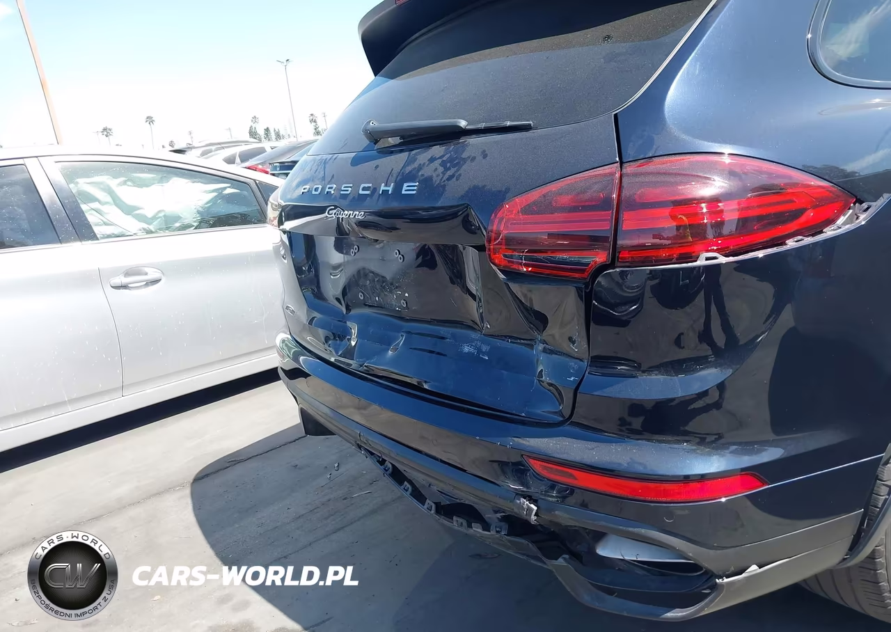 2017 Porsche Cayenne Platinum Edition VIN:WP1AA2A26HKA91772 - 12