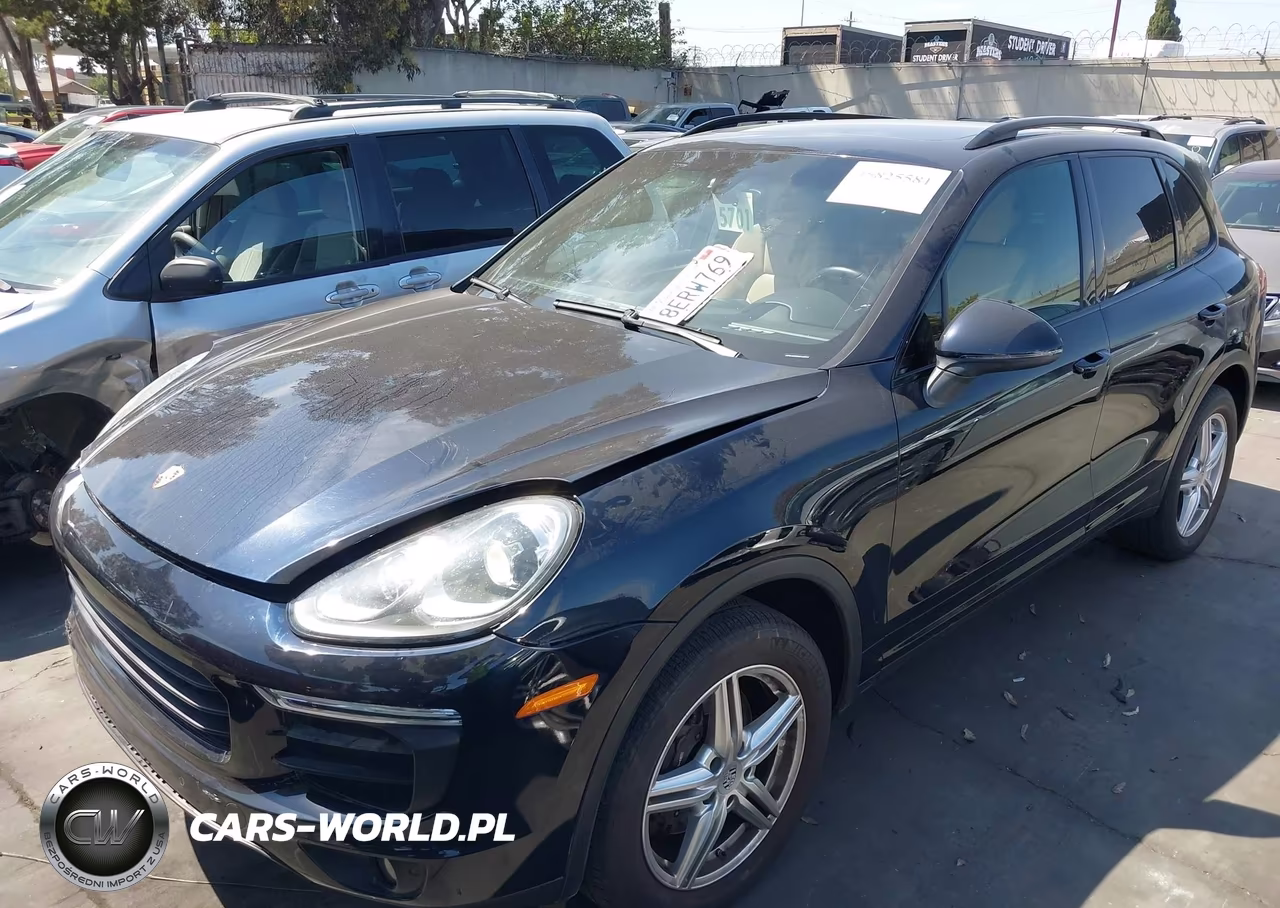 2017 Porsche Cayenne Platinum Edition VIN:WP1AA2A26HKA91772 - 2