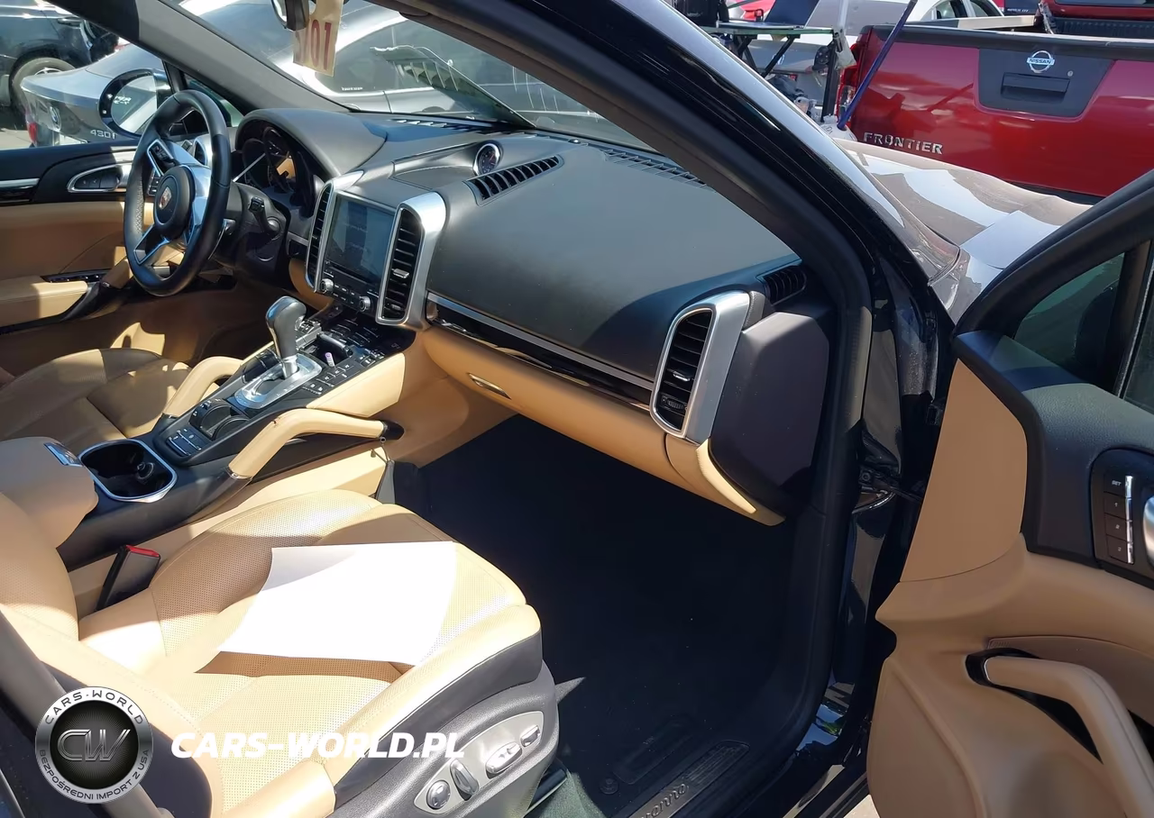 2017 Porsche Cayenne Platinum Edition VIN:WP1AA2A26HKA91772 - 5