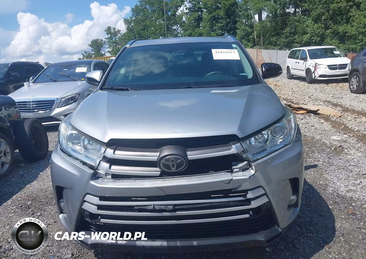 2017 Toyota Highlander Xle VIN:5TDKZRFH9HS521355 - 13