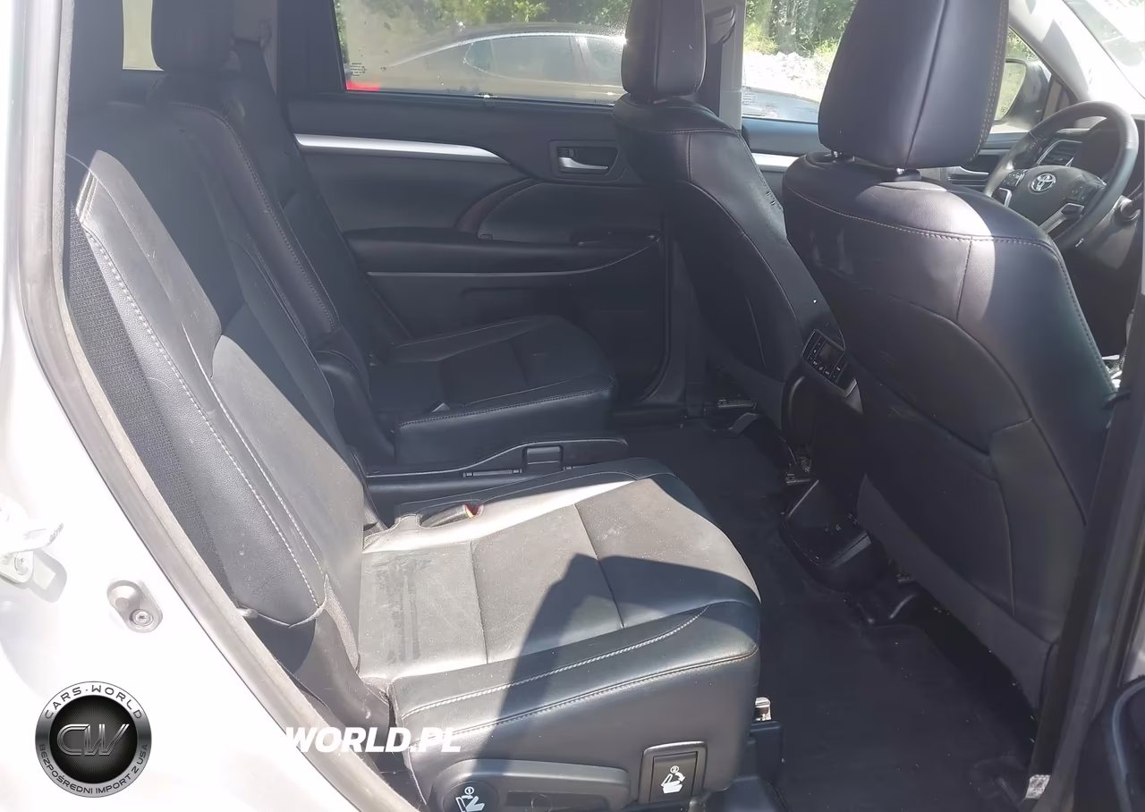 2017 Toyota Highlander Xle VIN:5TDKZRFH9HS521355 - 8