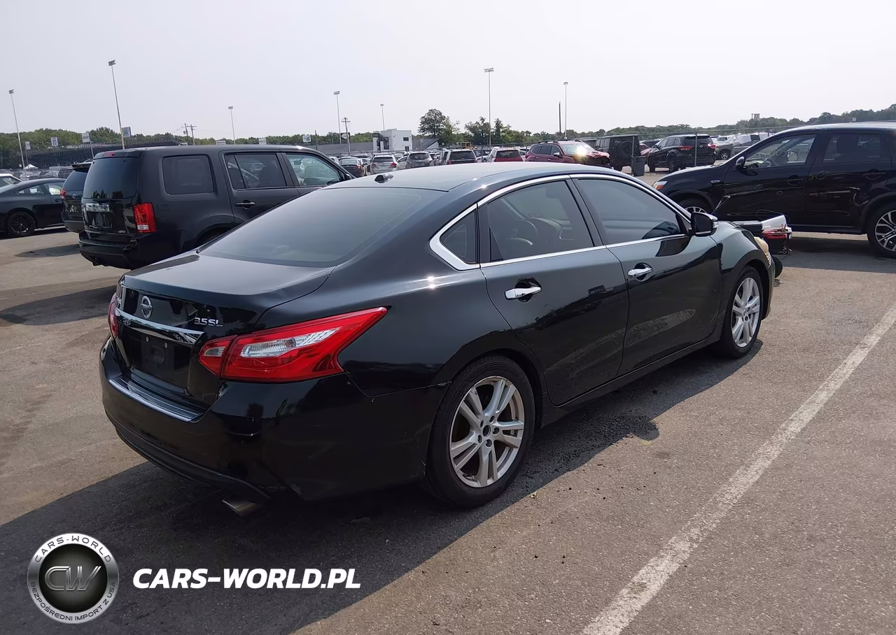 2017 Nissan Altima 3.5 Sl VIN:1N4BL3AP2HC211262 - 4