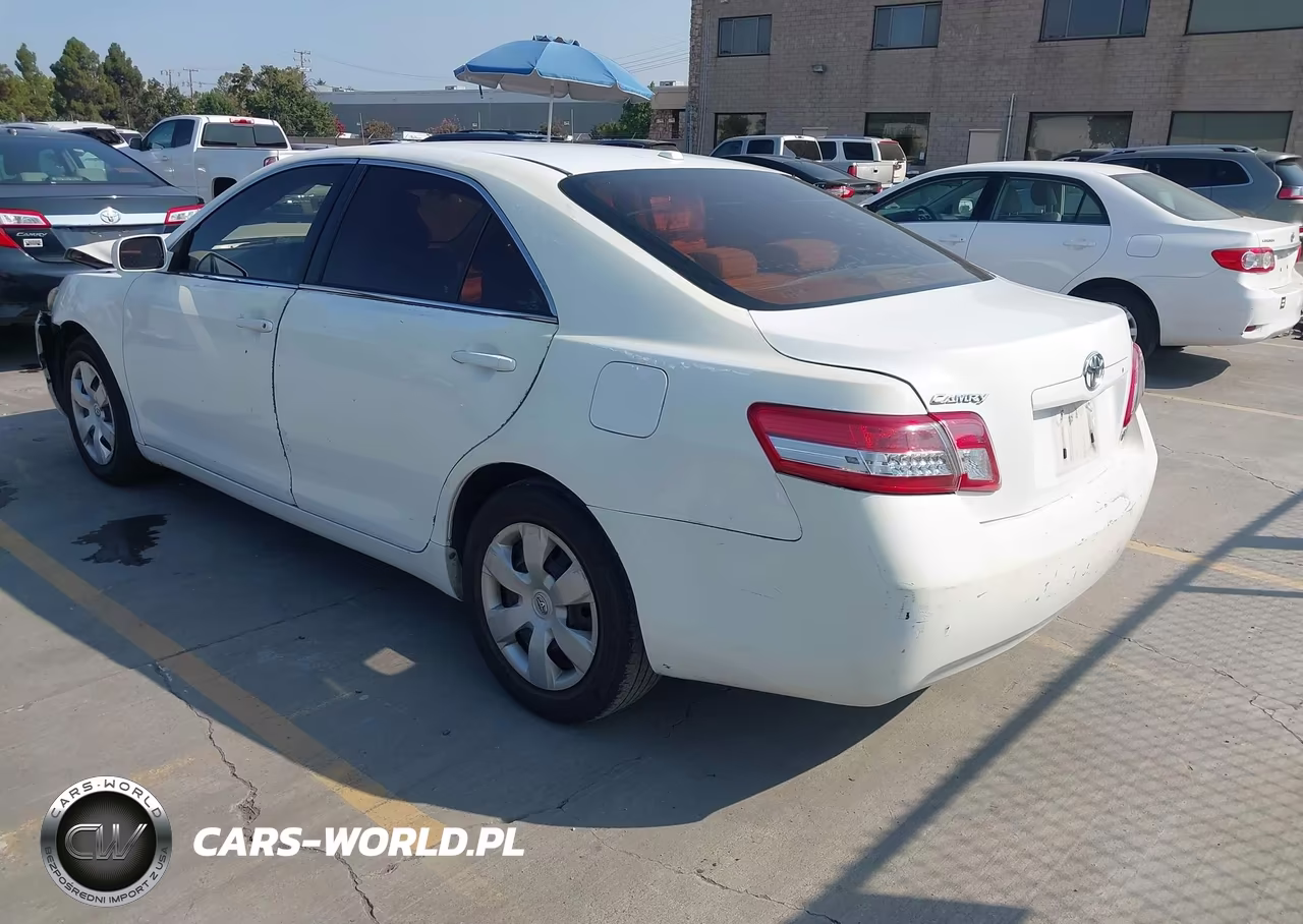 2011 Toyota Camry Le VIN:4T1BF3EK4BU615497 - 3